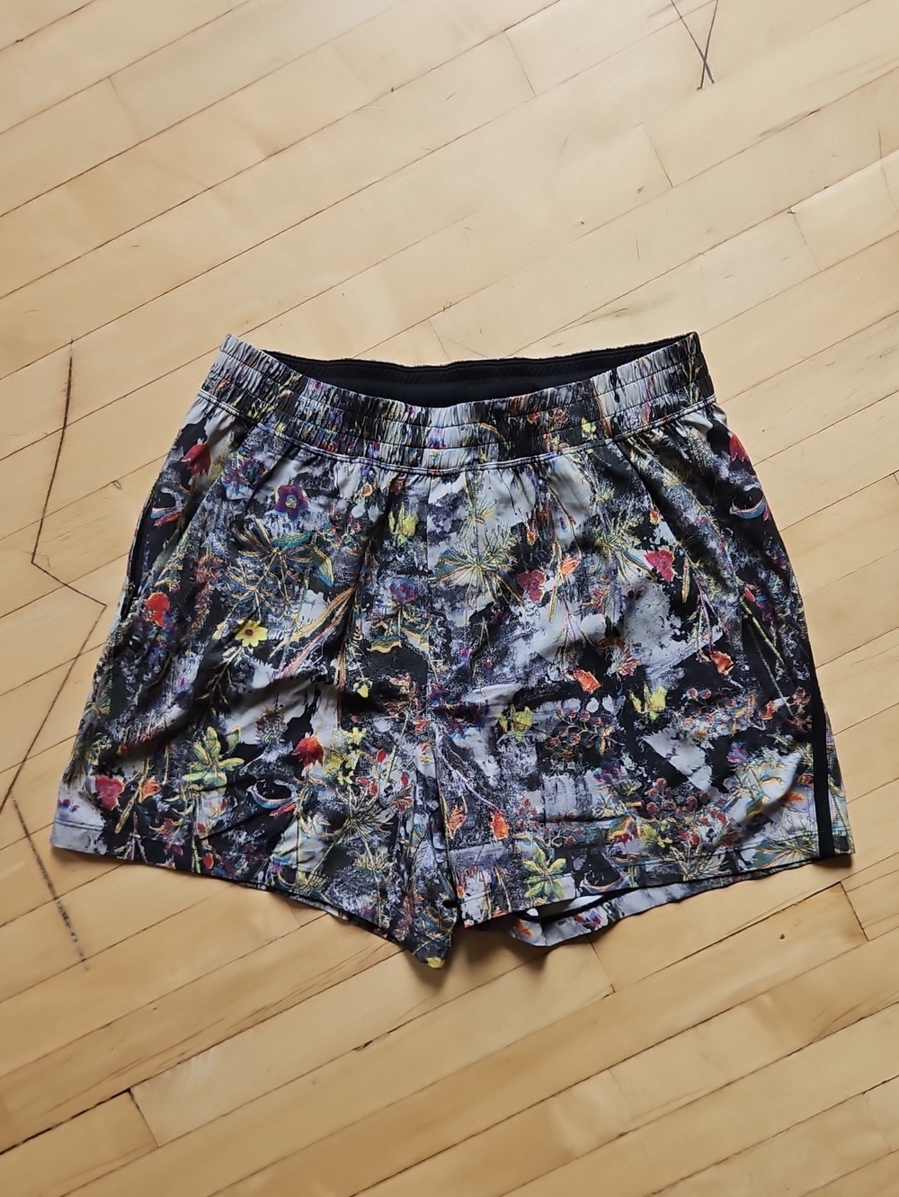 lululemon Pacebreaker 5' Linerless Shorts - Black Multicolor